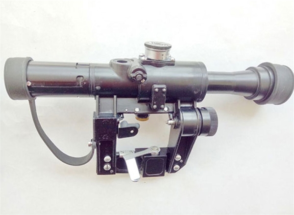 85式狙擊步槍白光瞄準鏡